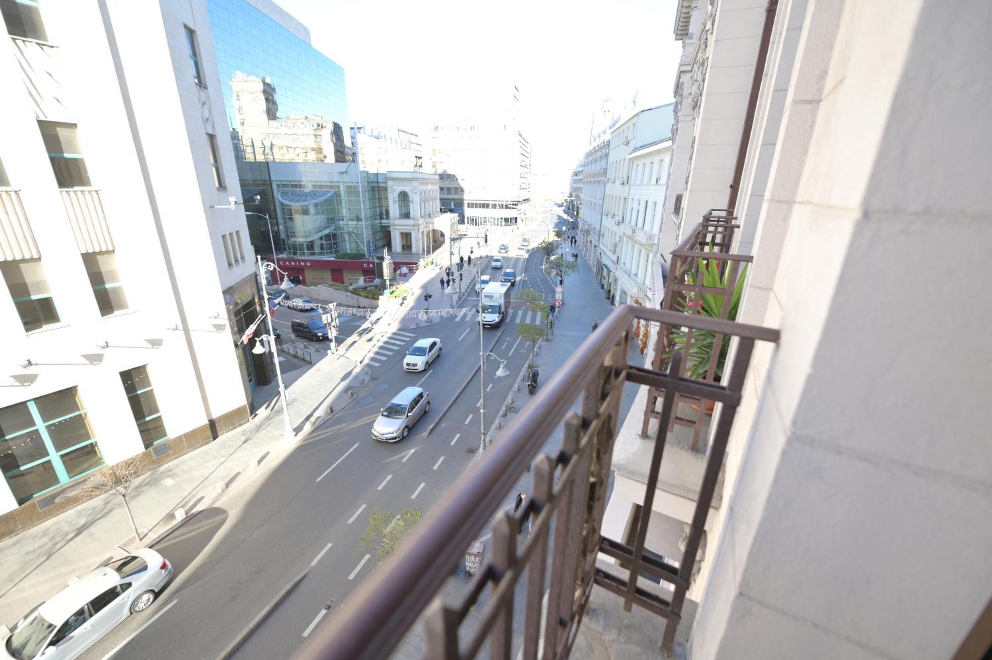 Appartamento Umbrella Street Center Luxury 2 Bedroom *